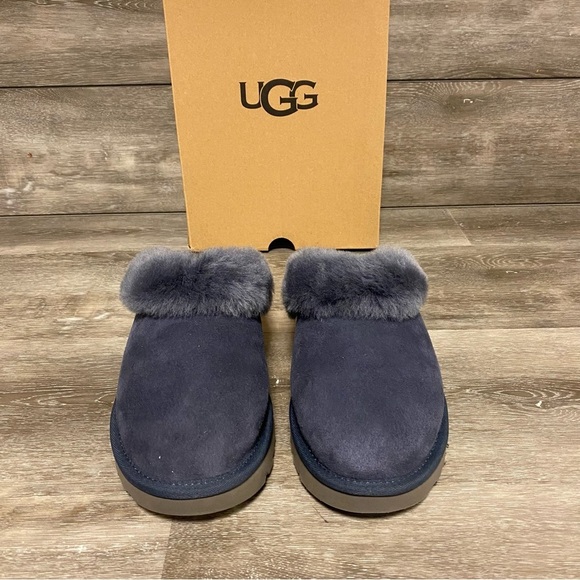 UGG | Classic Slipper In Eve Blue Shearling Suede Indoor and Outdoor NEW - Picture 2 of 9